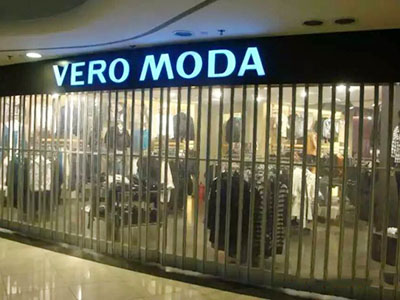 VERO MODA側卷水晶門